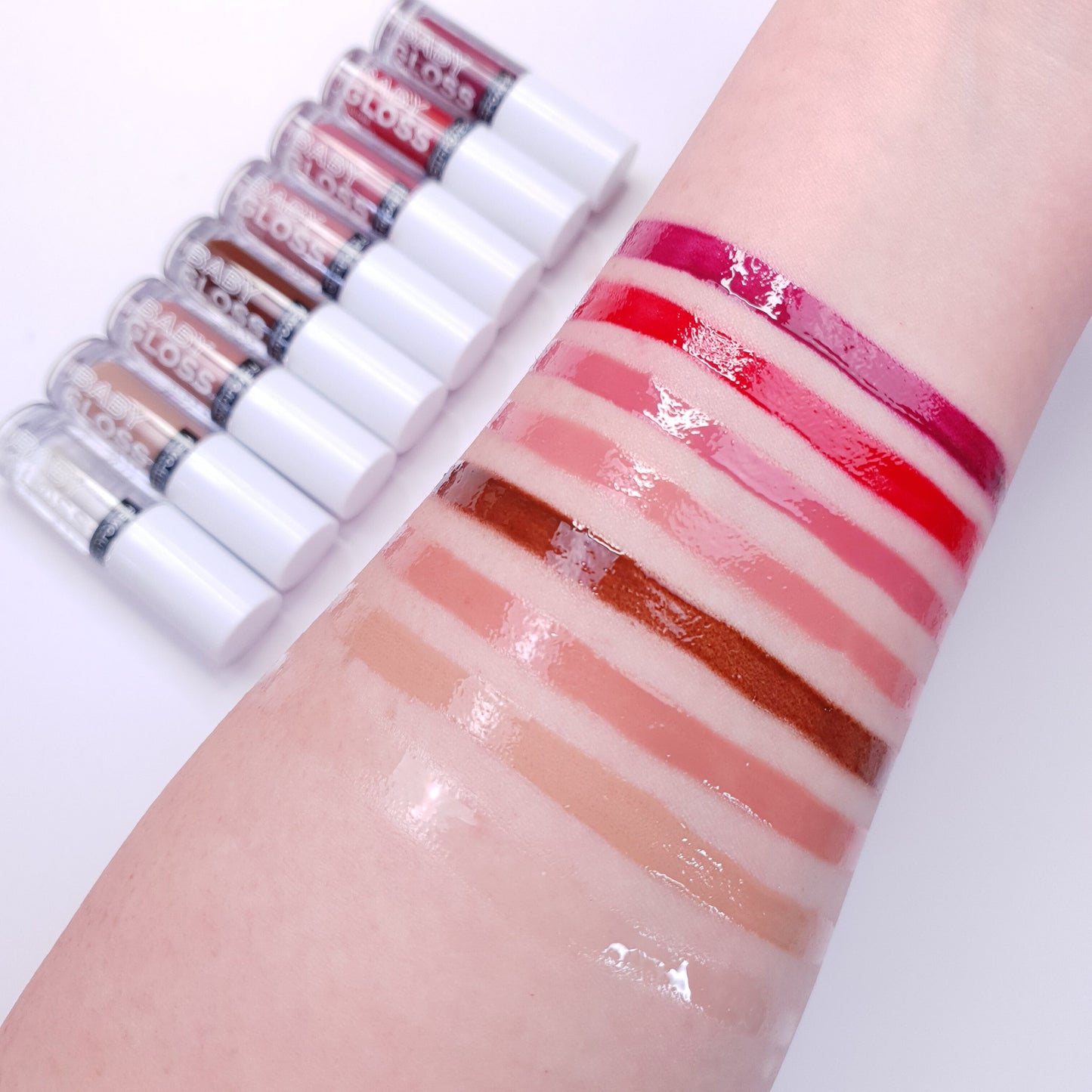 REVOLUTION RELOVE BABY GLOSS