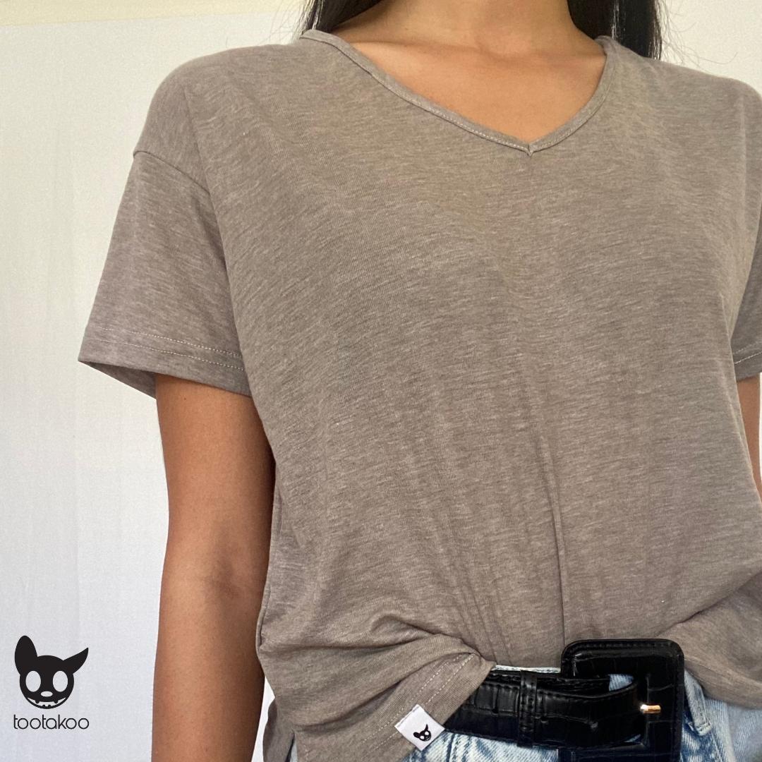 HOOMAN ESSENTIALS (SHE) CROP TOP BEIGE